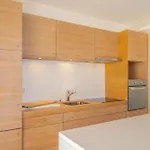 Charming A C House 2br 4p -
