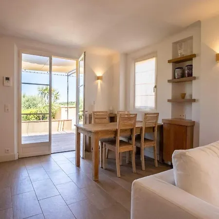 Charming A C House 2br 4p - Apartment