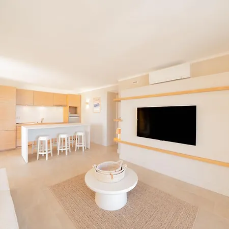 Charming A C House 2br 4p - سان تروبيه