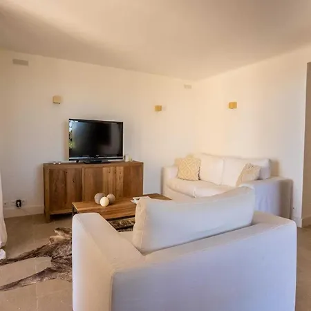 Apartament Charming A C House 2br 4p - *